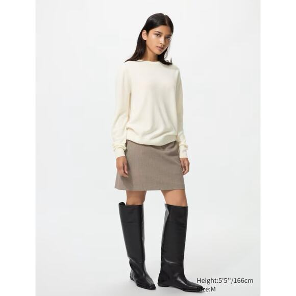 Uniqlo cream cashmere crew neck sweater medium - Picture 7 of 7